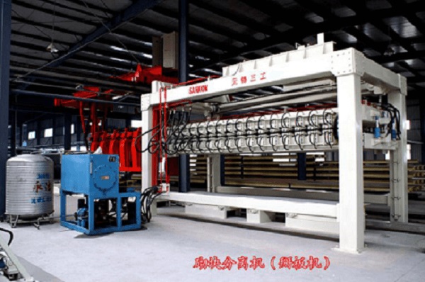 Automatic AAC Block Making Machine